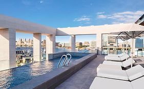 Al Seef Heritage Hotel Dubai, Curio Collection By Hilton